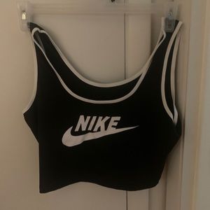 2 piece black and white Nike set